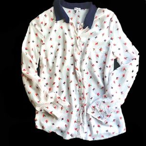 Splendid soft & thin button up; Med